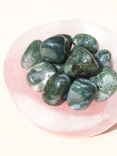 Load image into Gallery viewer, Moss Agate Tumbled stone